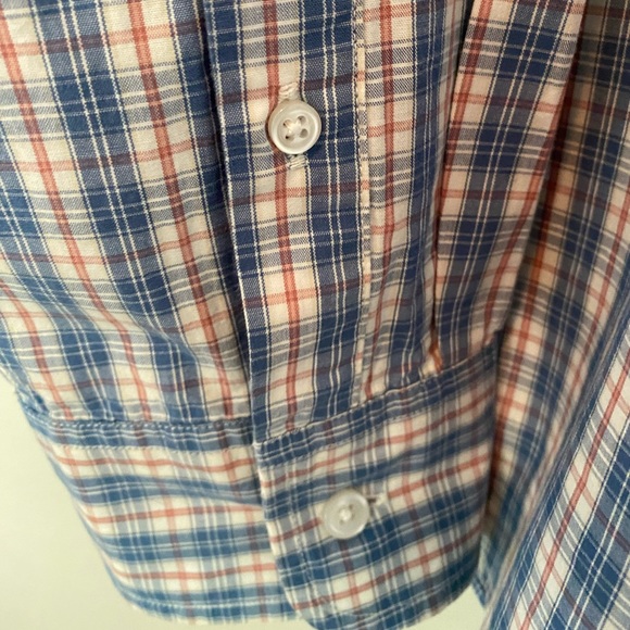 J Crew XL-T button down, great shape with very little wear - Picture 5 of 6